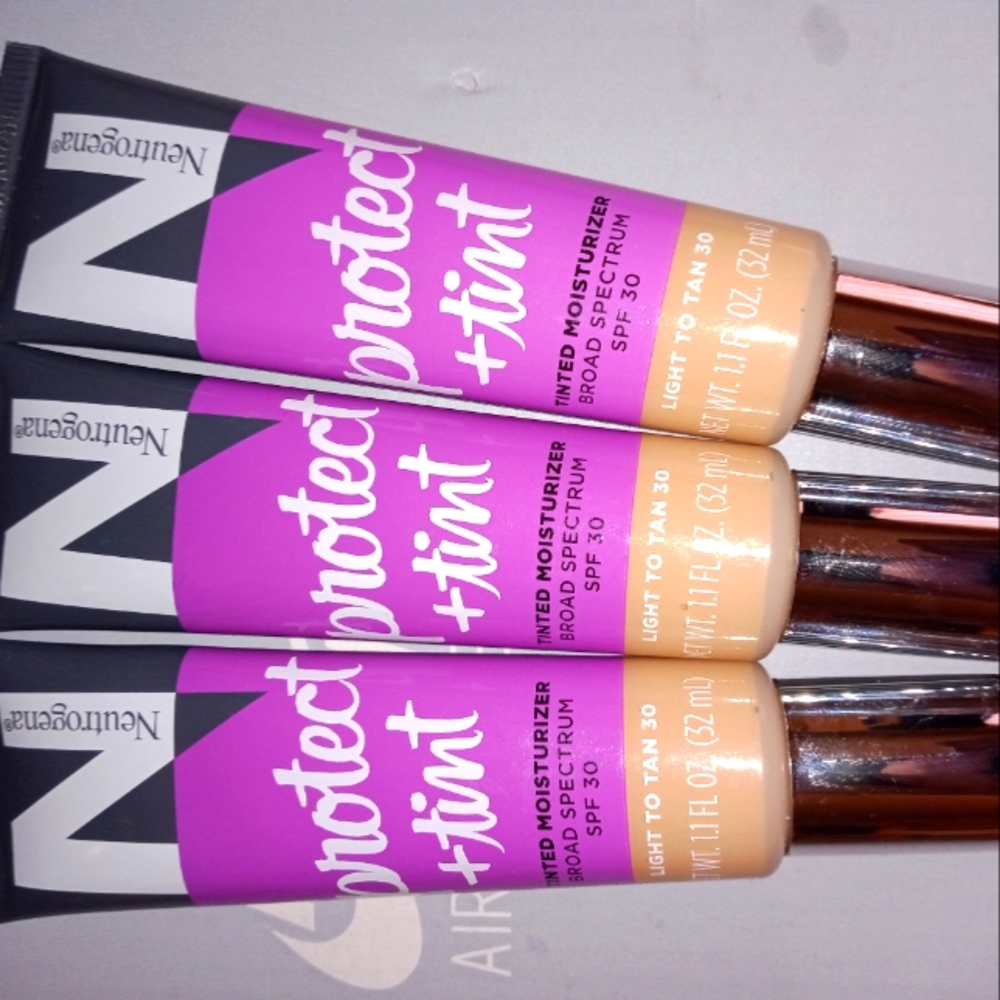 Neutrogena Protect & Tint with SPF30 moisturizer--